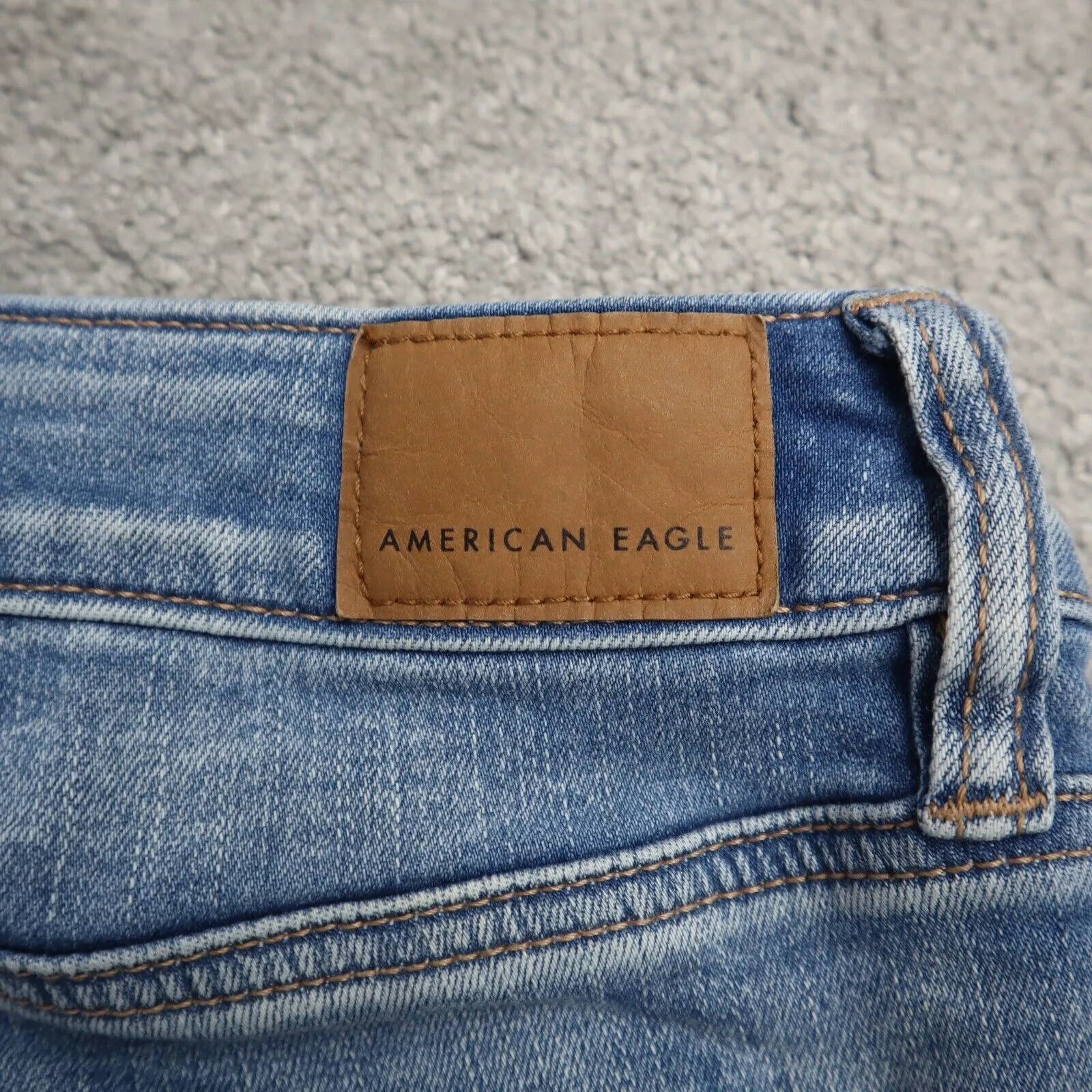 American Eagle Womens Jeans Skinny Leg Mid Rise Flat Front Blue Size 4 Long