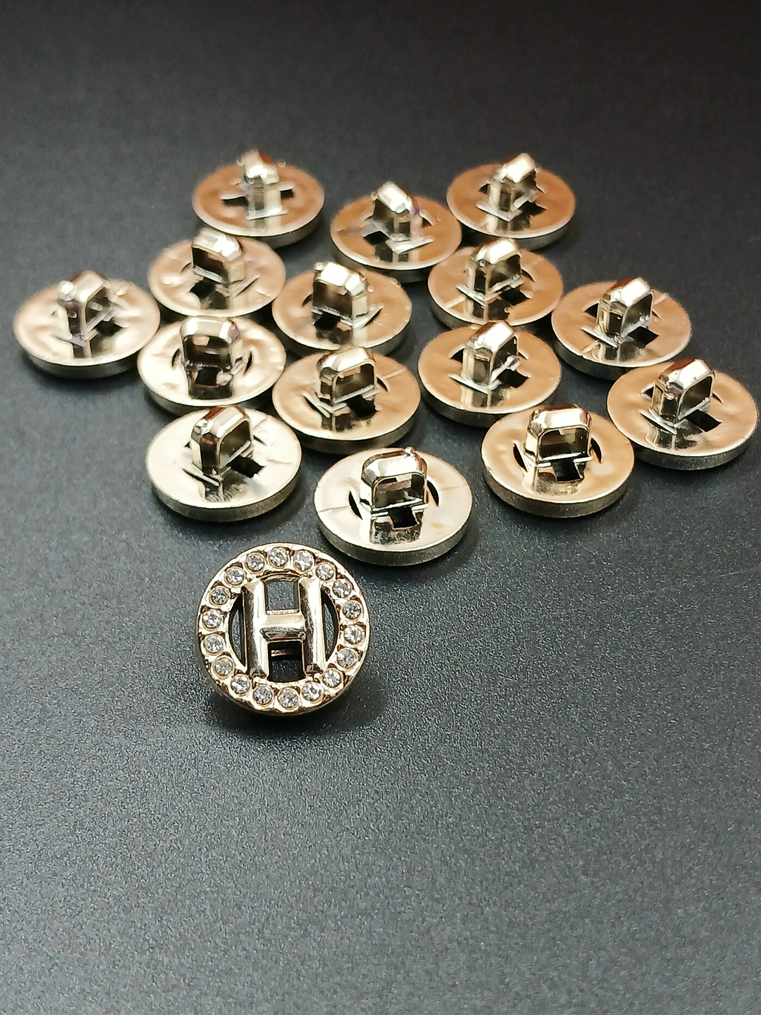 Golden Round Shape One Hole Metal Buttons