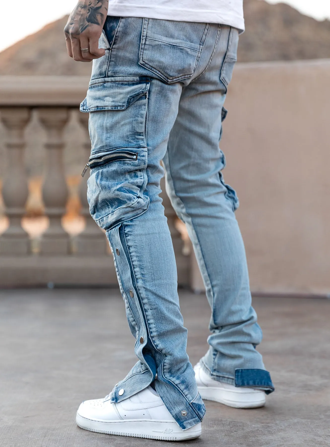 Snap Cargo Jeans in Icey Blue