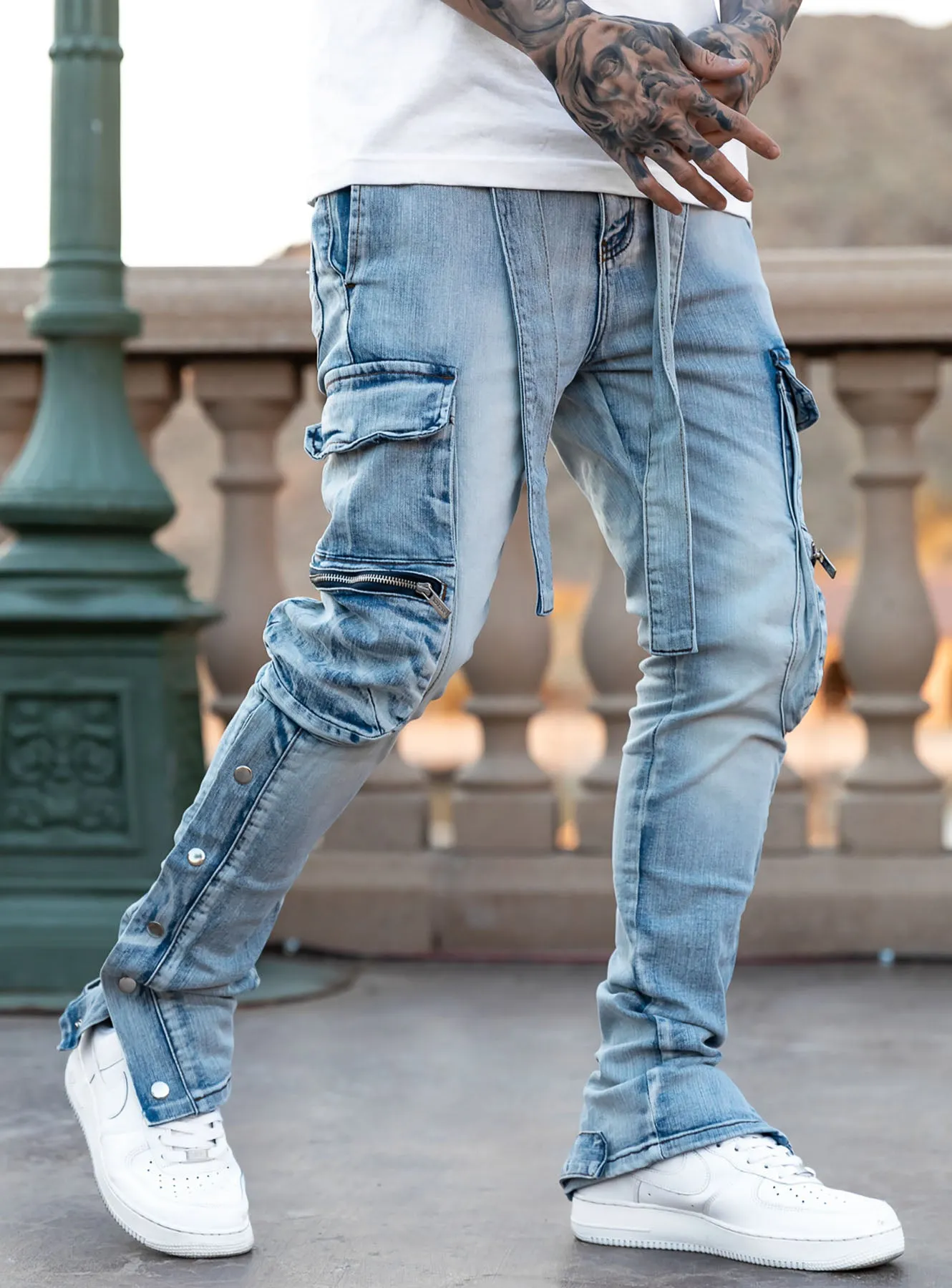 Snap Cargo Jeans in Icey Blue